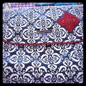 Petunia Pickle Bottom frolicking in fez abundance